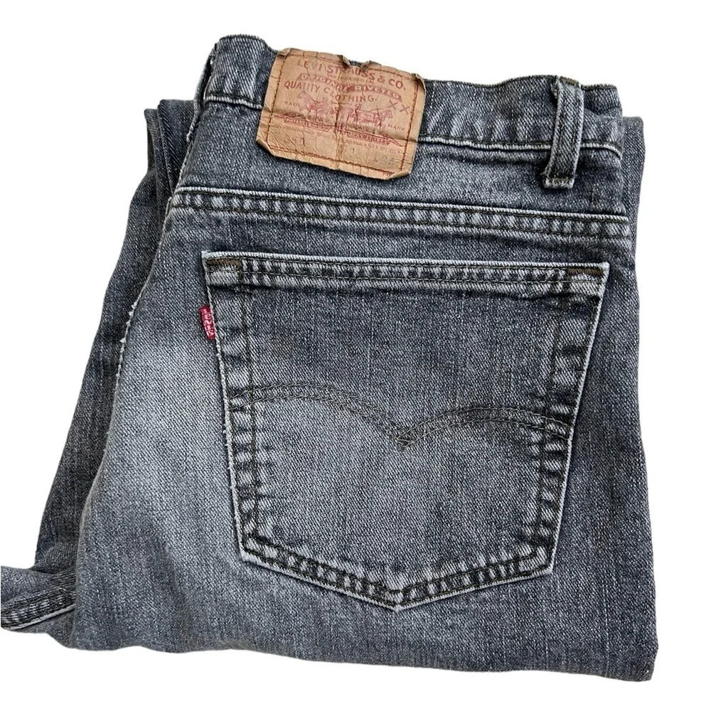 Vintage 1990’s Levi’s 550 Baggy Jeans in Washed Black, Made in the USA, Size 38